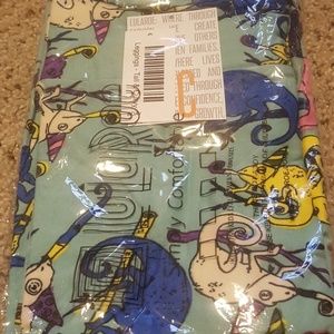 TC chameleon birthday leggings LuLaRoe